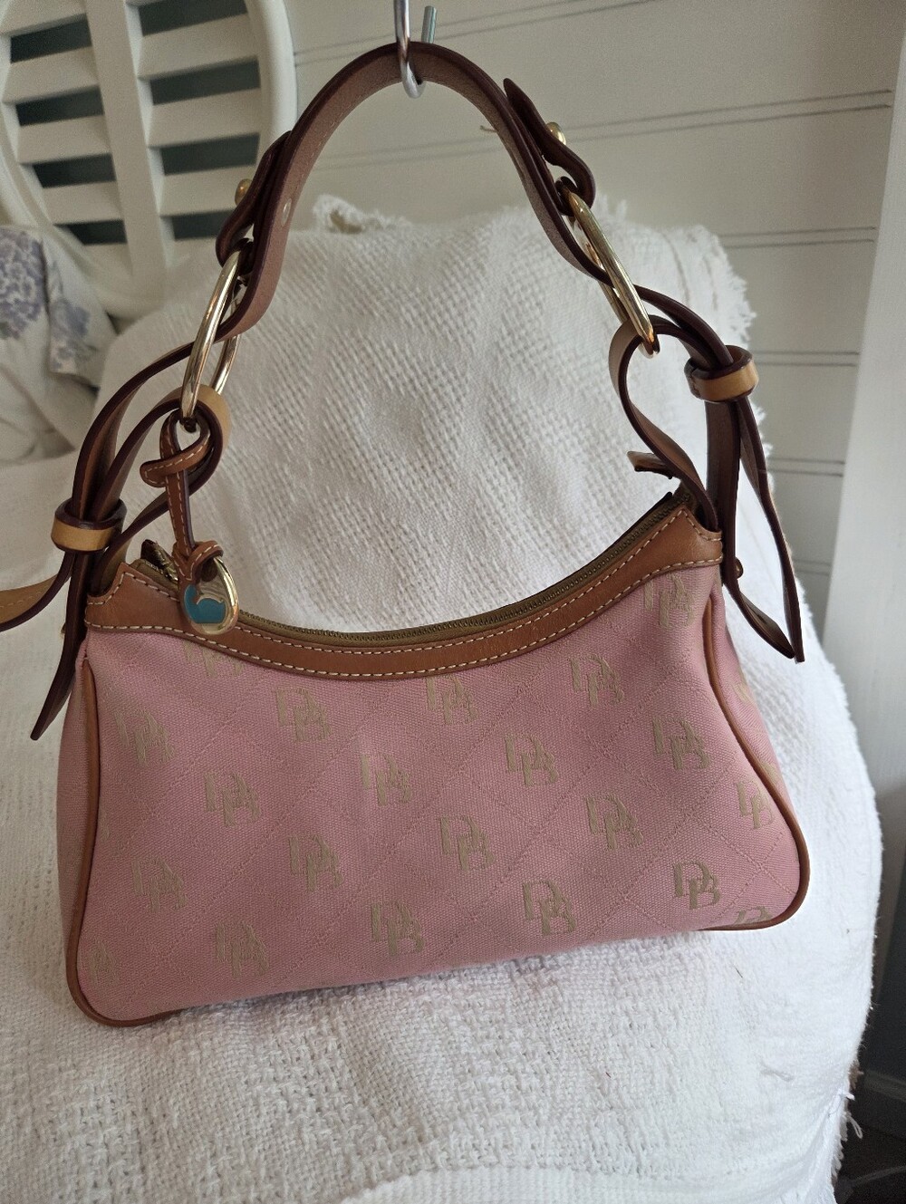 Dooney & Bourke Light pink signature Canvas shoulder bag - Picture 11 of 15